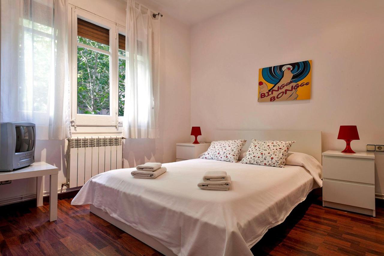Barcelona Comtal Apartments Exterior photo